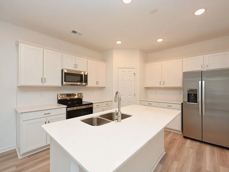 2900 Suzanne Landon Dr #E2 — Photo 20