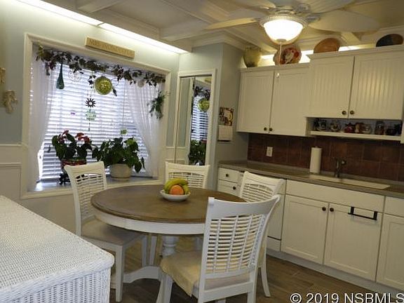4th image of 3 Lake Fairgreen Cir