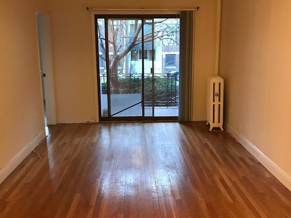 2nd image of 313 Summit Ave #1561641