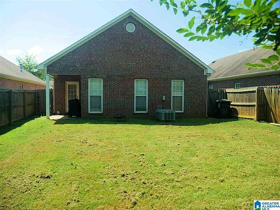 3rd image of 4797 Longmeadow Dr