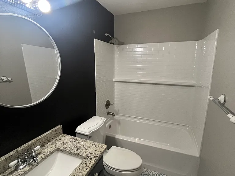 7986 Wayside Trl — Photo 10