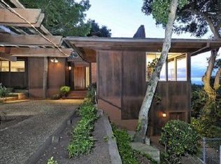10700 Magdalena Rd, Los Altos Hills, CA 94024