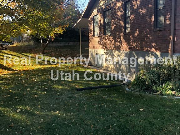 5th image of 1639 N 1200th St E