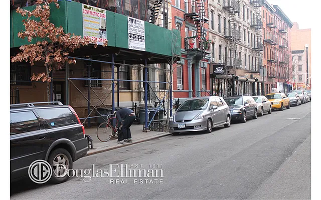 Rented by Douglas Elliman | media 8