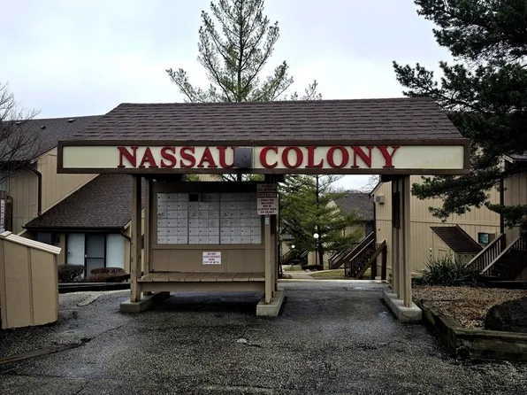 47 Nassau Colony APT 1, Fox Lake, IL 60020