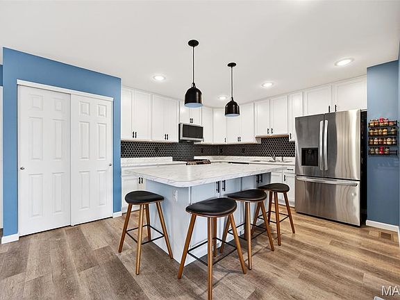 4th image of 121 Tiber Way