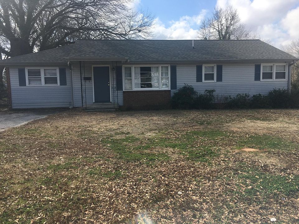 1st image of 218B California Ave
