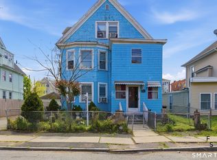 31-33 Standish St, Hartford, CT 06114