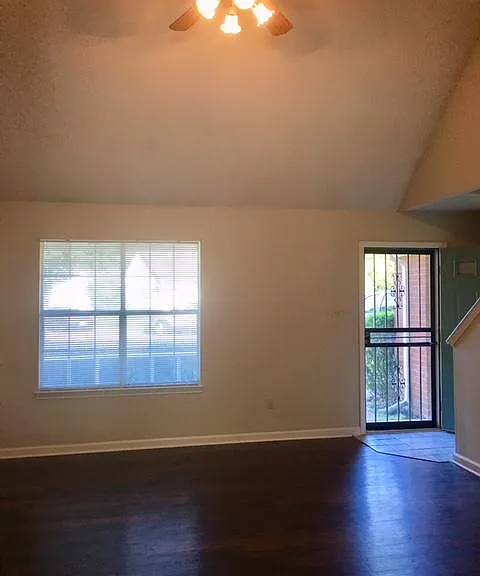 1833 Black Bear Cir W — Photo 4