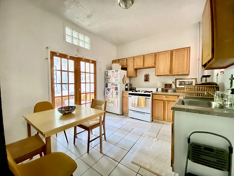 420 Saint Nicholas Ave #4B — Photo 2
