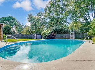 1065 Bernard Rd, Columbus, OH 43221