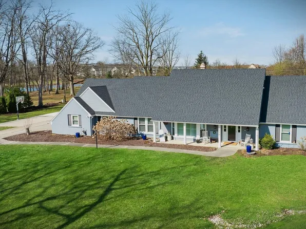 1330 Wood Moor Dr, Fort Wayne, IN 46804