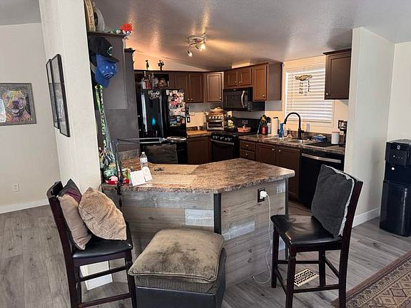 3rd image of 2050 S Magic Way Space 8