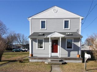 58 Island Ave, Portsmouth, RI 02871