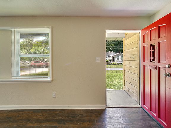 4th image of 3490 Lowell Ave