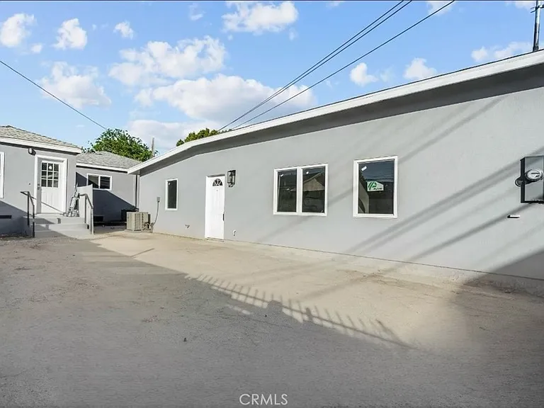 10318 Burin Ave #1/2 — Photo 8