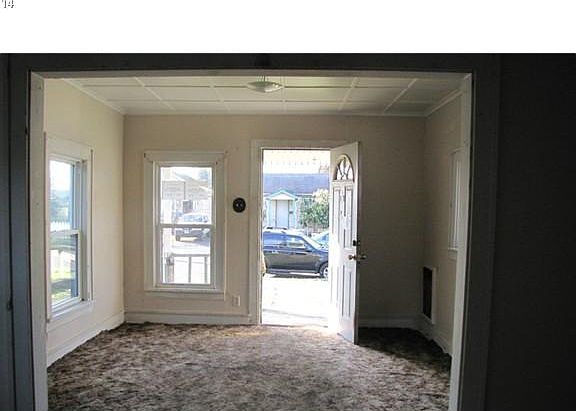 2nd image of 316 NW 2nd Ave