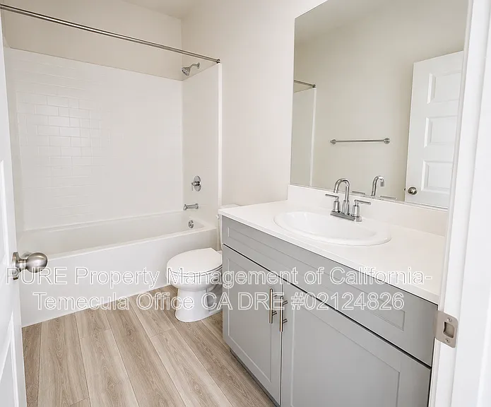 28235 Ashtree St — Photo 5