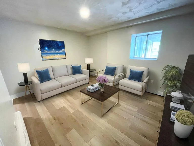 McLane Manor — Photo 16