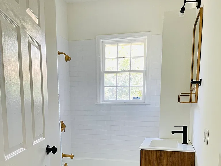 5018 Hyde Ave — Photo 16