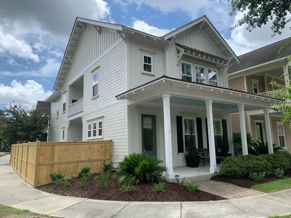 614 Ellingson Pkwy, Mount Pleasant, SC 29464