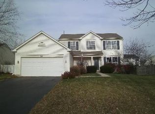 869 Heather Ct, Antioch, IL 60002
