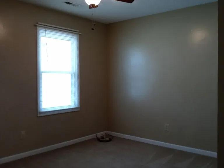 2224 Spindle Tree Dr — Photo 12
