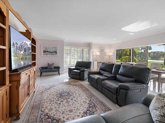 5th image of 13400 Polo Road W #102