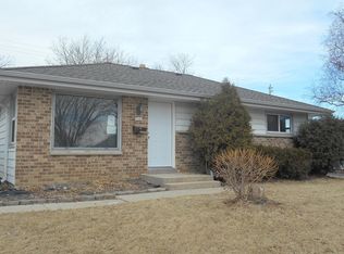 7920 W Clovernook St, Milwaukee, WI 53223