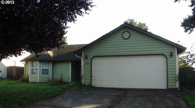 1st image of 10505 NE 88th St