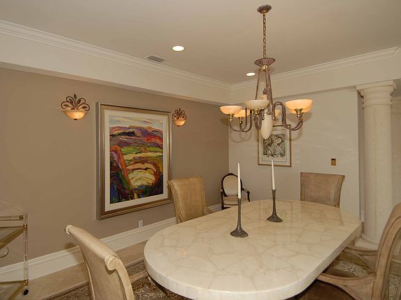2nd image of 21 Isla Bahia Dr
