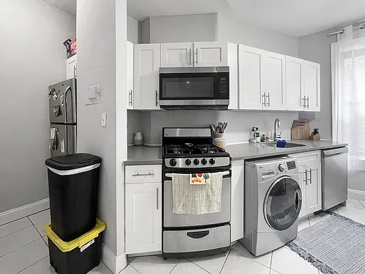 Rented by Skyward | media 13