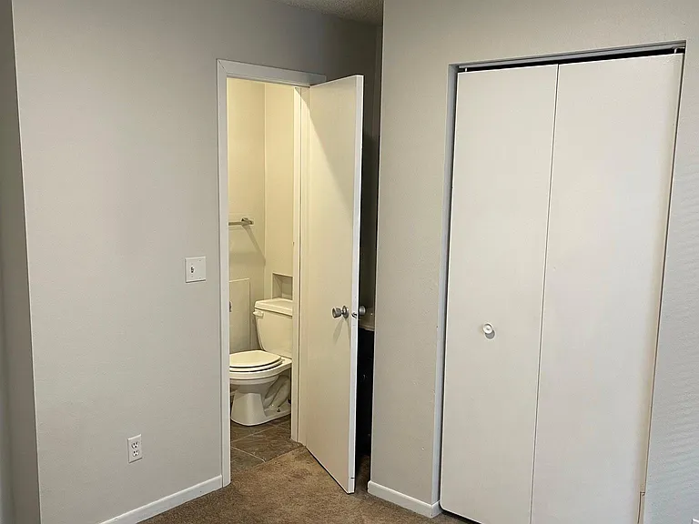 444 S Johnson St #4 — Photo 14