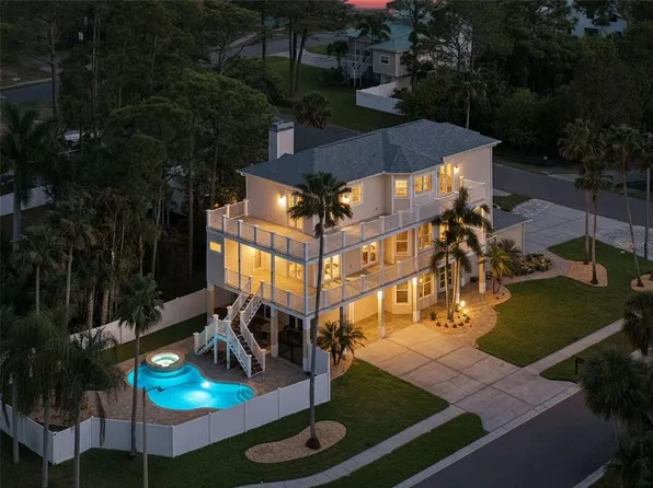 1700 Oyster Point Way, Palm Harbor, FL 34683