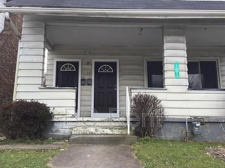 1127 Main St #1 — Photo 14