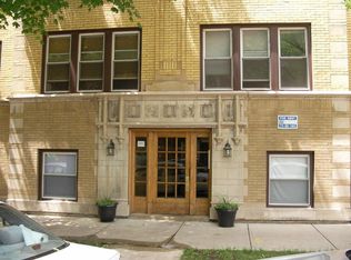 6350 N Wayne Ave APT 303, Chicago, IL 60660