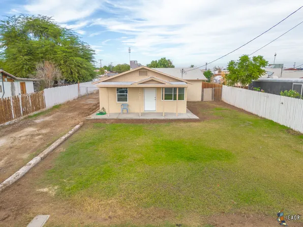 1521 A St, Brawley, CA 92227