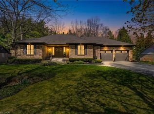 54 Acredale Dr, Hamilton, ON L0R 1H2