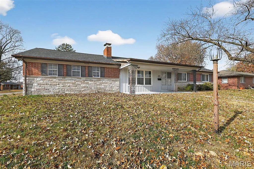 101 Sheffield Dr photo 1