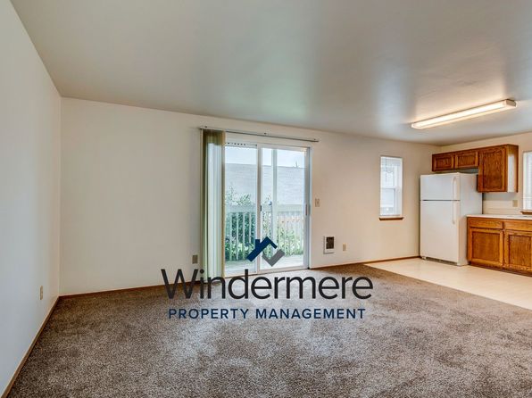 1576: 76 N Oak Harbor St, 76 N Oak Harbor St APT 102, Oak Harbor, WA 98277