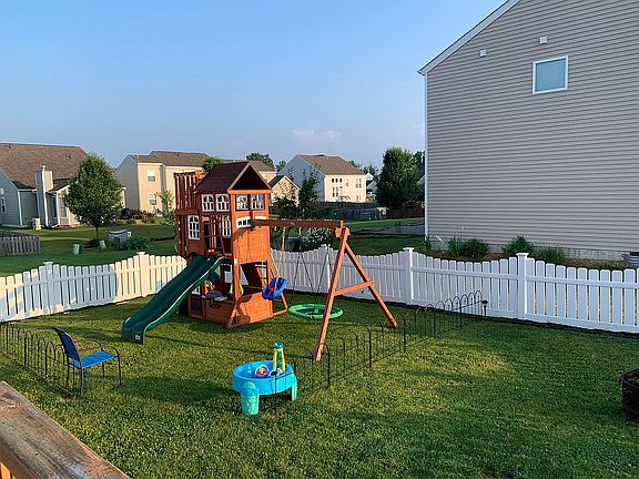 4th image of 8534 Haleigh Woods Dr