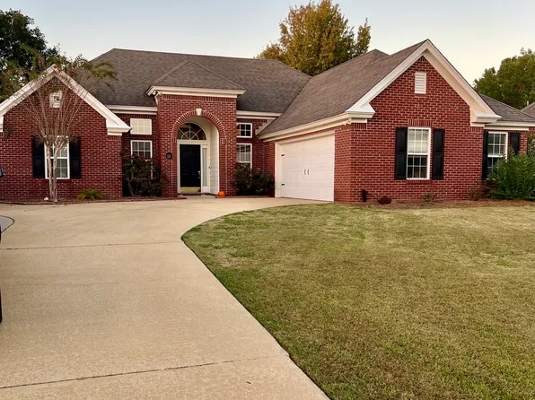 9013 Brixham Ct, Montgomery, AL 36117