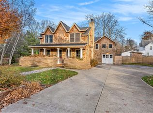 419 Saint Joseph St, Saugatuck, MI 49453