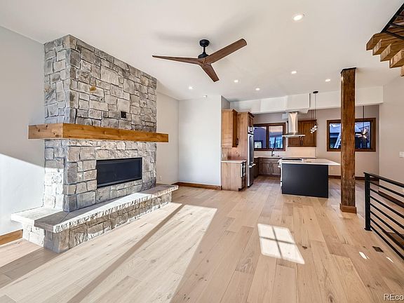 3rd image of 309 Galena Street