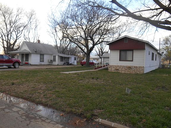 2nd image of 318 E 2nd St