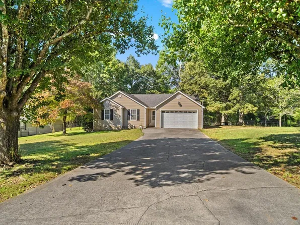 331 Bethany Dr, Dalton, GA 30721
