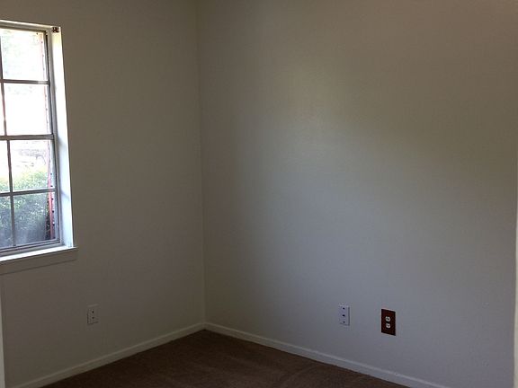 4th image of 1412 Teekell St