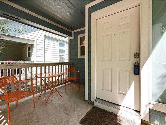 5th image of 2206 Melissa Oaks Ln