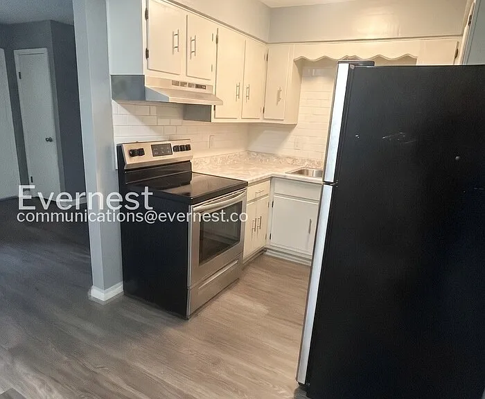 9 Meredith Ct #6 — Photo 6