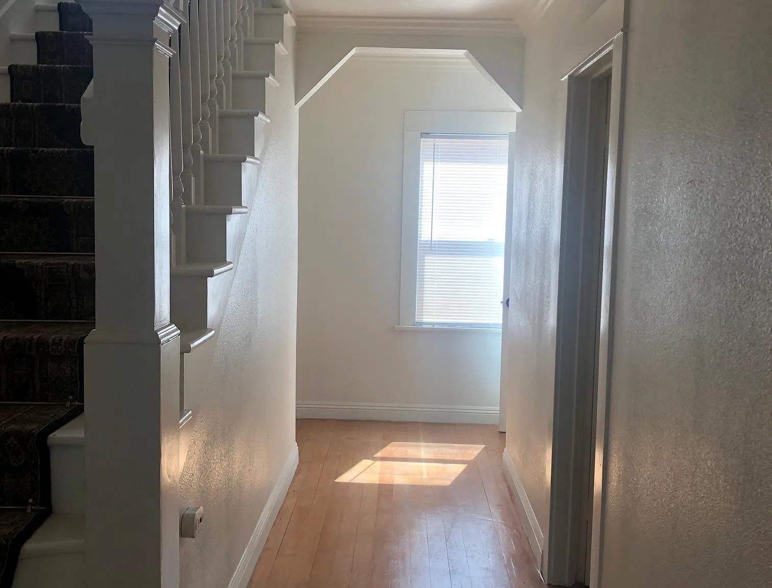 Studio, 500 sqft, $750 — Photo 3